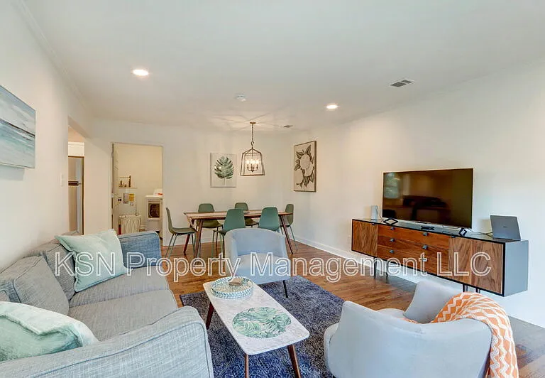 1804 Georgia Ave — Photo 18