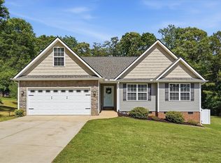 130 Saddlebrook Ave, Pickens, SC 29671