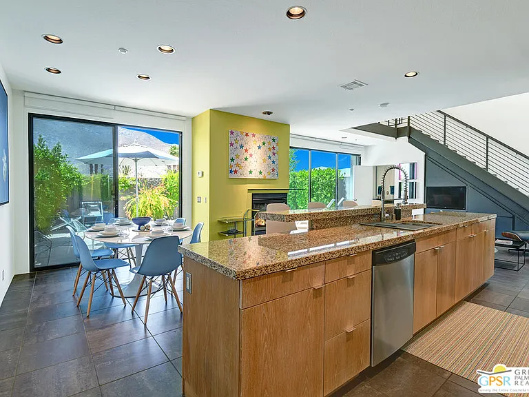 1456 E Baristo Rd — Photo 14