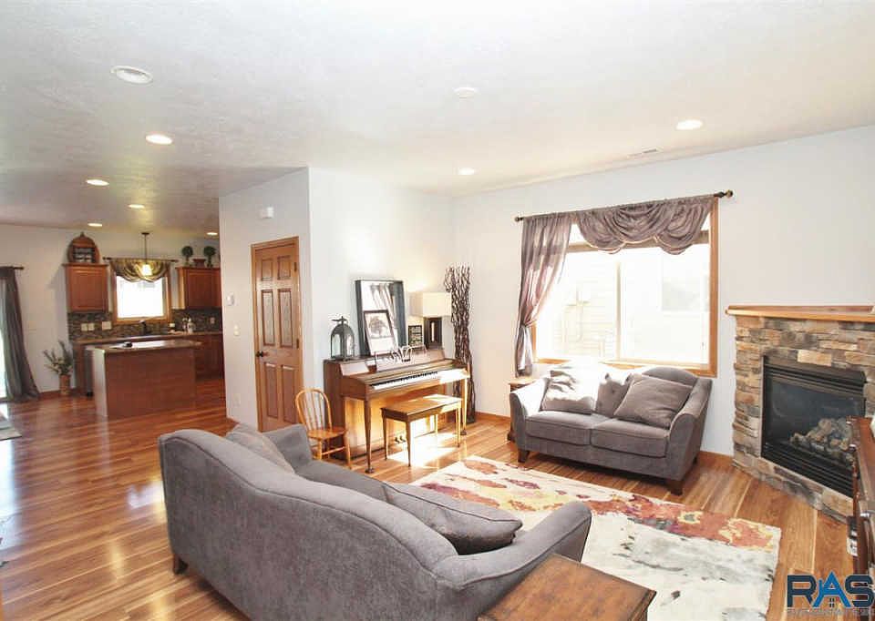 1st image of 6822 S Witzke Ave