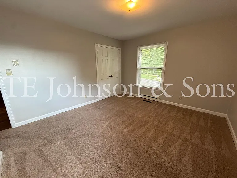 2722 Winslow Ln — Photo 41