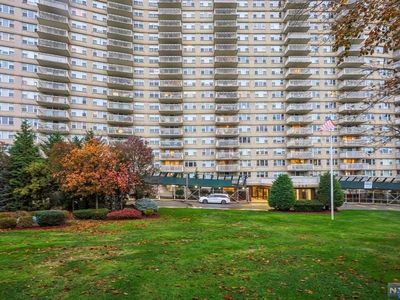 555 North Ave #8, Fort Lee, NJ, 07024