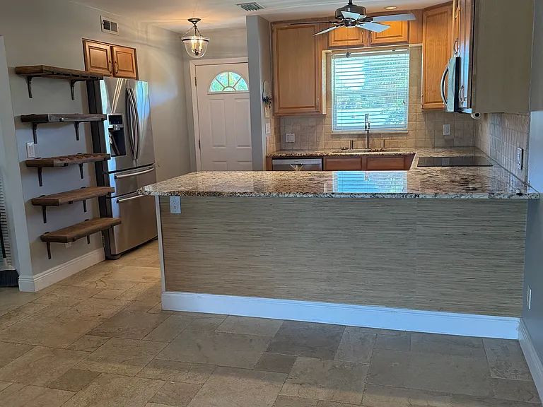 200 N El Mar Dr #205A — Photo 14