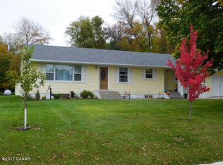 119 8th Ave NE, Elbow Lake, MN 56531