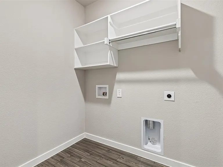 907 Hazel Dr — Photo 24