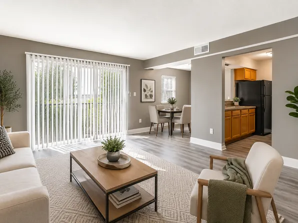 Stonecreek Apartments, 2766 Stonehenge Dr #47bfc4f9d, Columbus, OH 43224