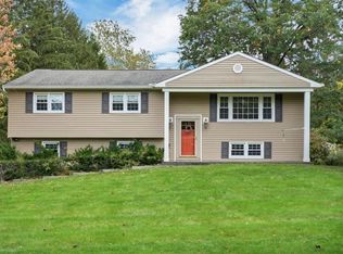 15 Helen Ave, Wappingers Falls, NY 12590