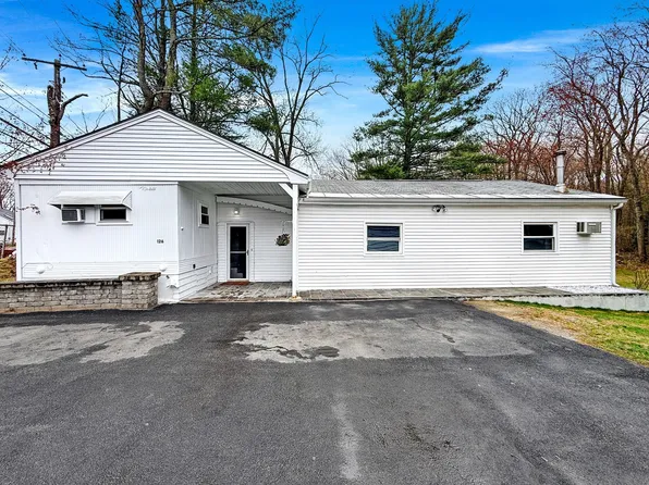 126 Beach Rd, Salisbury, MA 01952