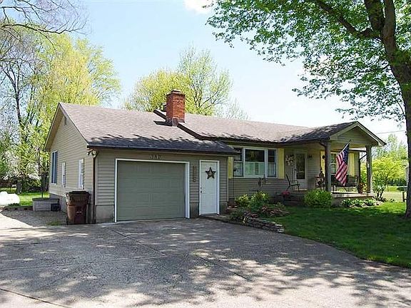 2nd image of 380 Park Dr
