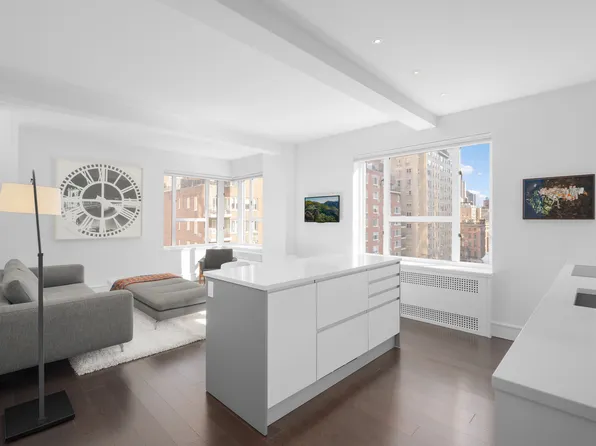 20 East 35th Street image 4 of 13