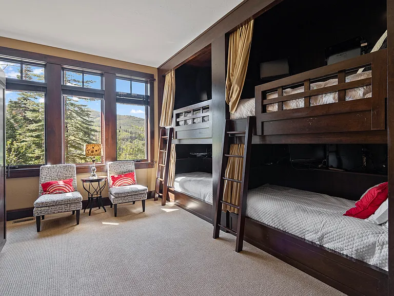 8895 Empire Club Dr — Photo 24
