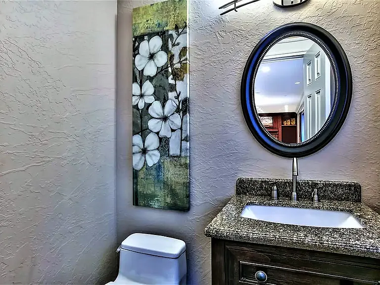 1062 Myron Dr — Photo 6