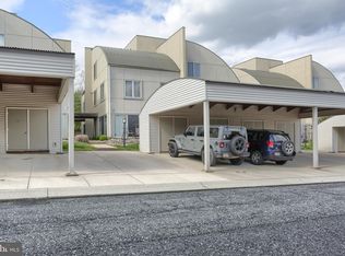 114 Blue Ridge Cir, Harrisburg, PA 17110