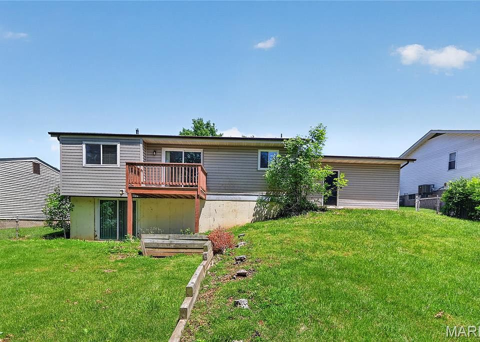 1st image of 12109 La Padera Ln
