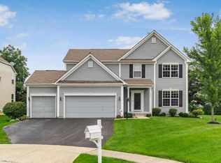 1069 McCoy Dr, Pataskala, OH 43062