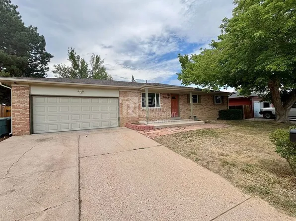 2043 E 116th Pl, Northglenn, CO 80233