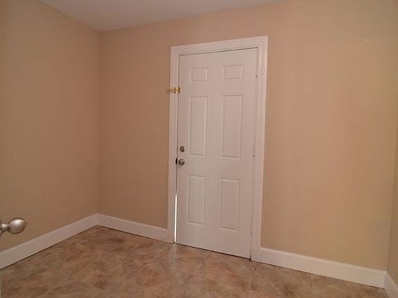 2nd image of 1224 Kingswood Dr
