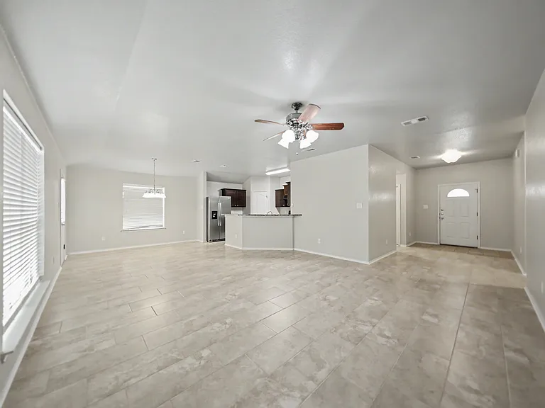 2103 Jefferson Ct S — Photo 9