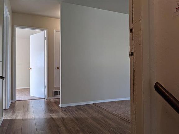 3rd image of 1261 Hoover St #3
