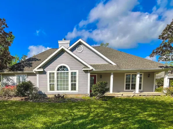 2745 Bay Forest Dr, Westlake, LA 70669