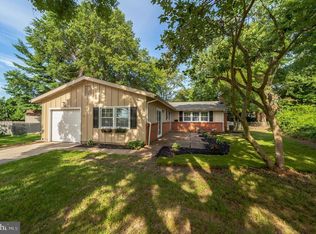 5 Roxbury Ct, Newark, DE 19711