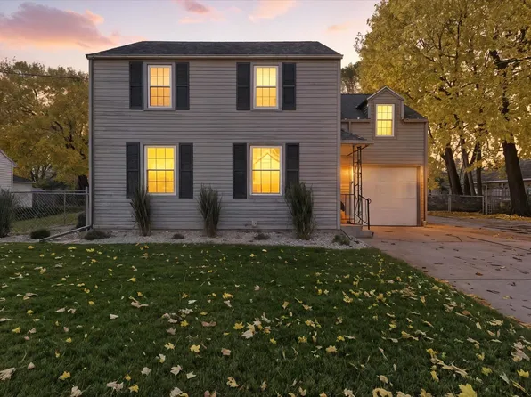 1415 Barham Ave, Janesville, WI 53548