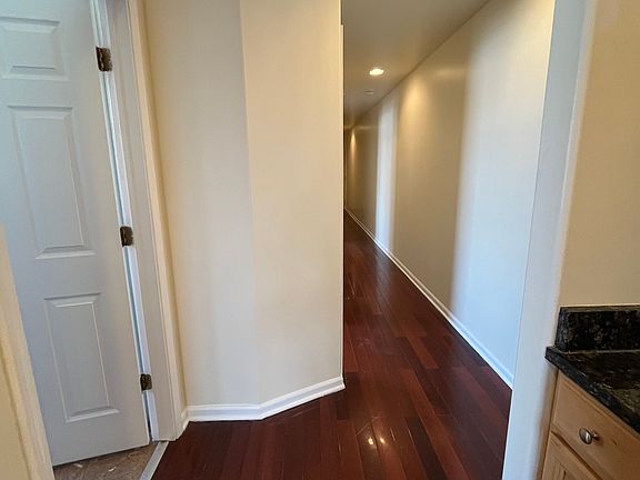4th image of 6939 S Dorchester Ave APT 3