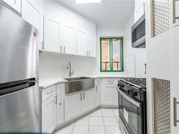 2059 Saint Raymond Avenue #6E, Bronx, NY 10462