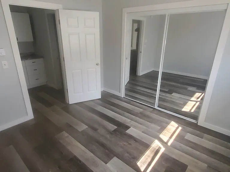 919 Gould St #6 — Photo 8