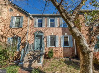 12486 Sweet Leaf Ter, Fairfax, VA 22033
