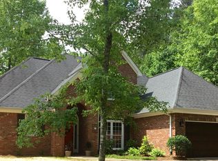 35 Spring Lake Trl, White, GA 30184