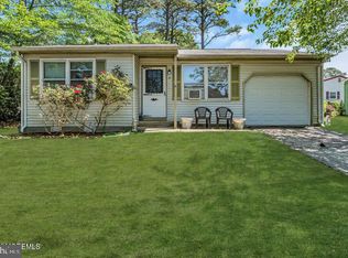 41 Hummingbird La #73, Manchester Township, NJ 08759