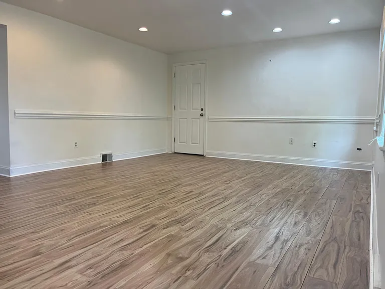 200 Grandview Rd — Photo 11