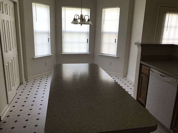 5th image of 329 Bexley Park Way