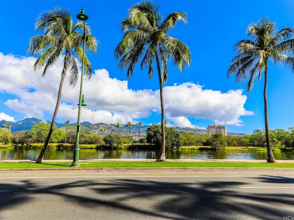 444 Kanekapolei St #1008, Honolulu, HI 96815