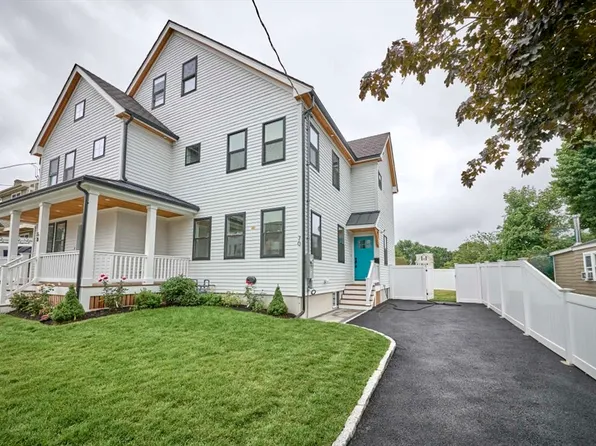 70 Harvard St #70, Winchester, MA 01890