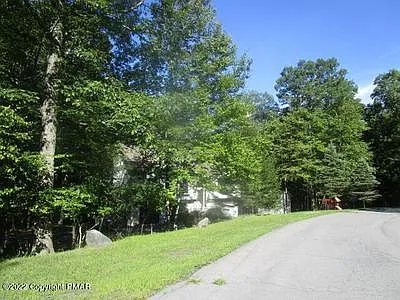 189 Oakenshield Dr — Photo 18