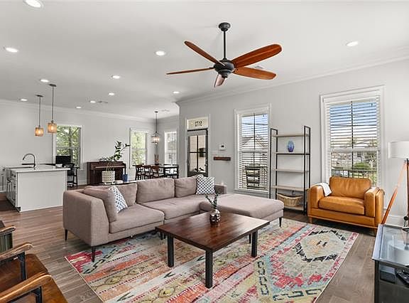 4th image of 5172 Venus St #5172