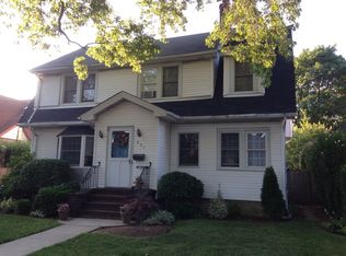 861 Lorenz Ave, Baldwin, NY 11510