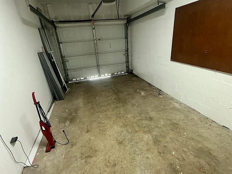220 Crestwood Cir #106 — Photo 24