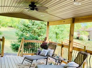 1137 Chalet Ct, Lawrenceburg, IN 47025