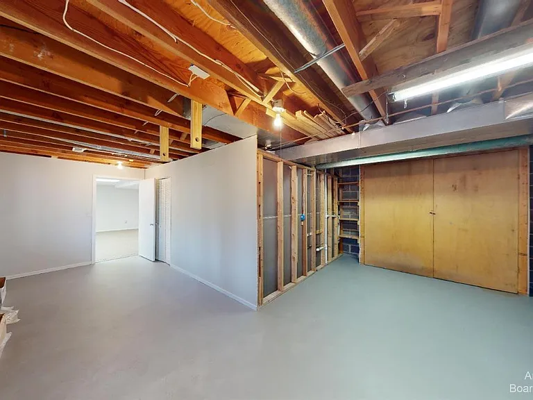 1280 Sunset Rd — Photo 45
