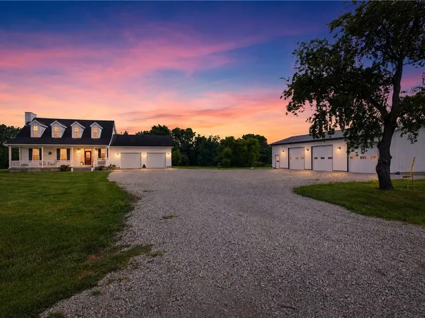 2505 E 50th Ave, Mason, IL 62443