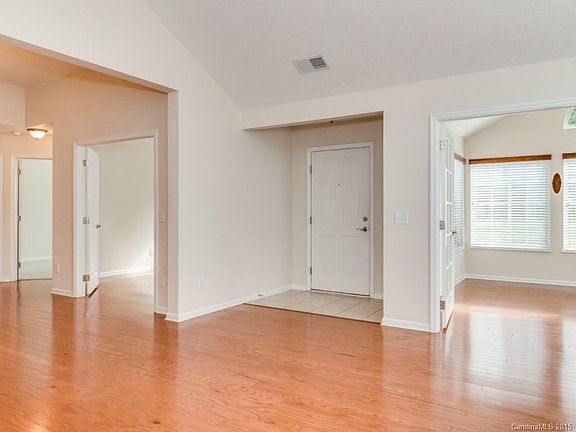 3rd image of 2304 Coltsview Ln Unit 2304