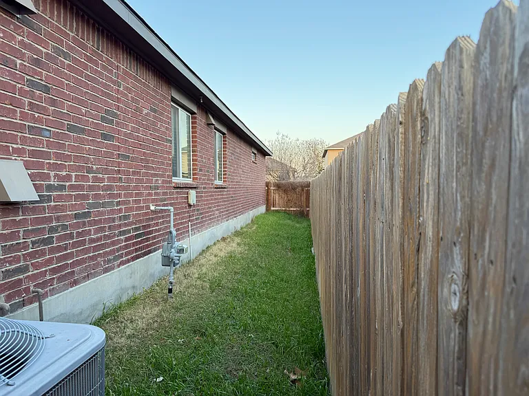 264 Lillianite — Photo 16
