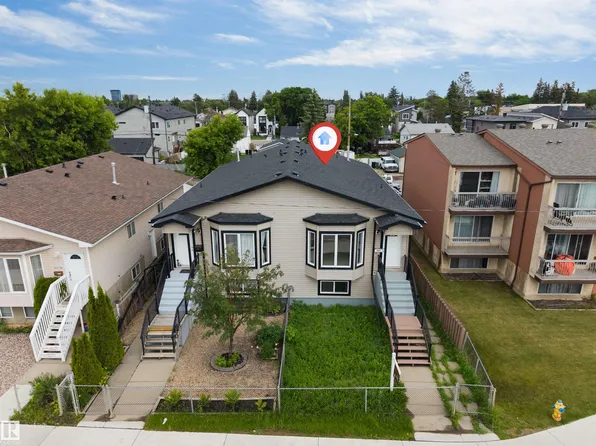 9825 156th St NW, Edmonton, AB T5P 2P2