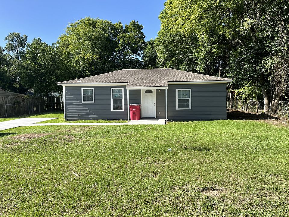 1st image of 2649 Deeb Dr
