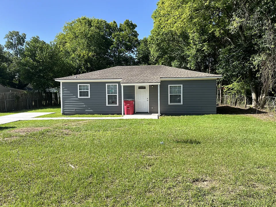 2649 Deeb Dr