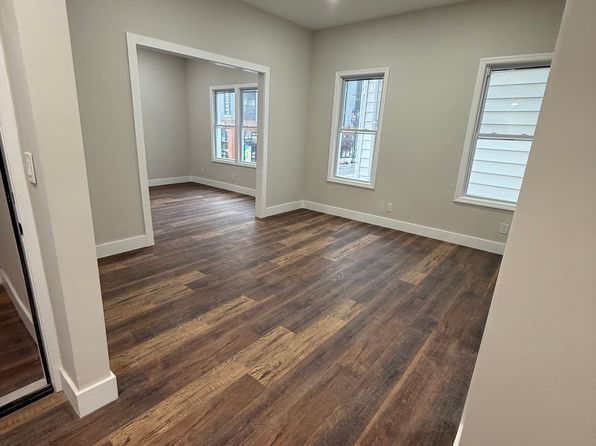 856 Main St APT 2