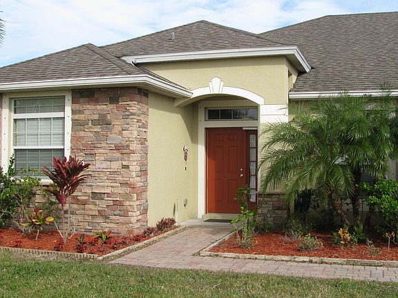 2nd image of 256 Grouper Cir SE